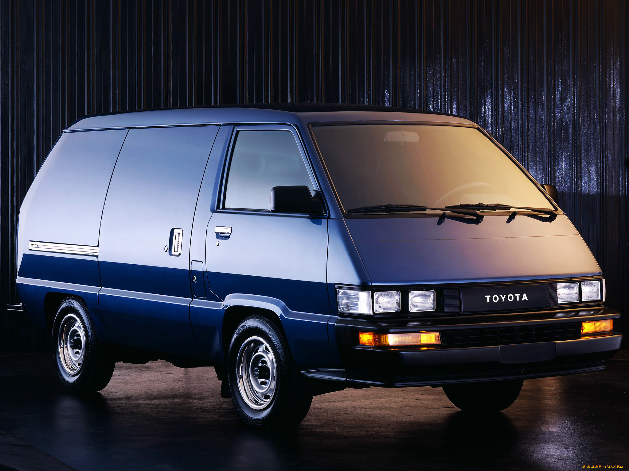 toyota, cargo, van, 